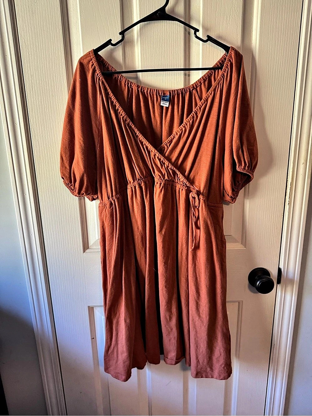 Old Navy Midi Maternity Dress in Orange Size XL